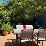 à Saint-aygulf Avec Jardin Privé Saint Aygulf