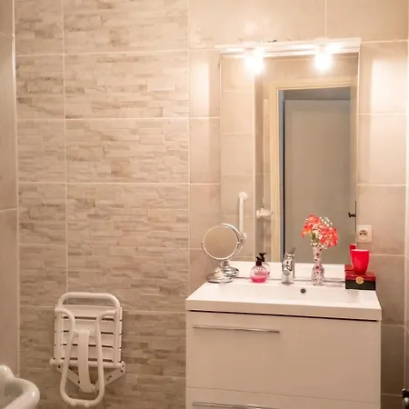à Saint-aygulf Avec Jardin Privé Apartamento